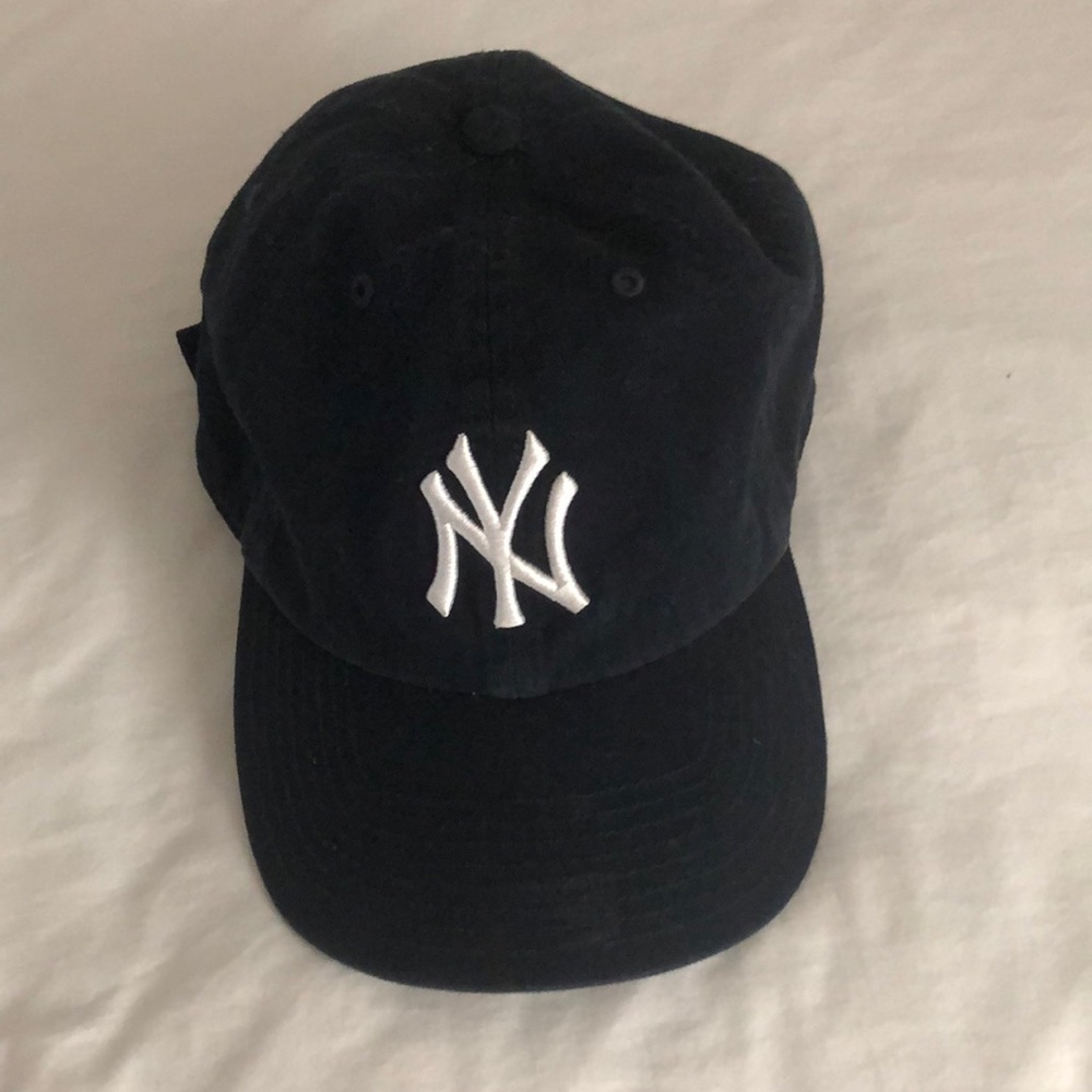 NY Yankees ball cap